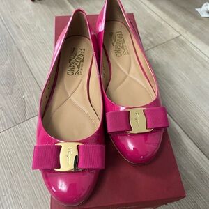Ferragamo Pathan Leather flats